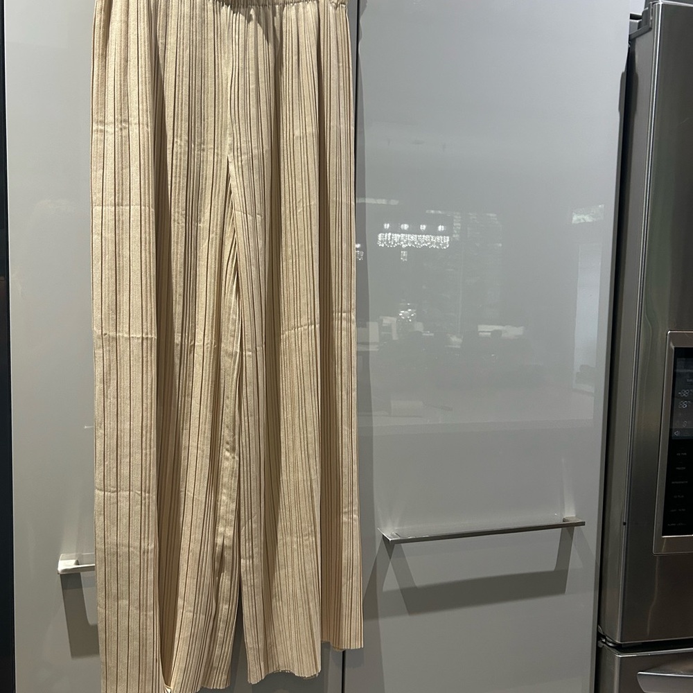 Zara Cream Pleated Trousers